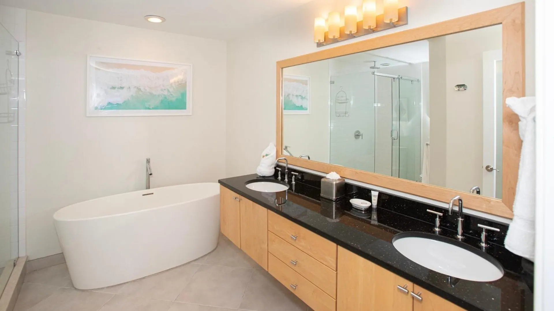 South Bay Beach Club 34 - 3 Bedroom 2 Bathroom Unit George Town 0*,  Kajmán-szigetek